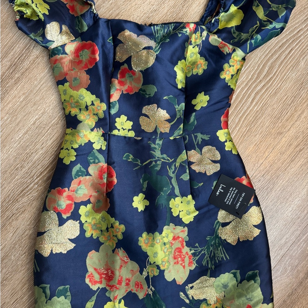 NWT Lulus So Stunning navy floral puff sleeve dress